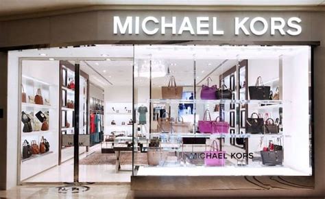 does michael kors have an outlet store|michael Kors Outlet shop online.